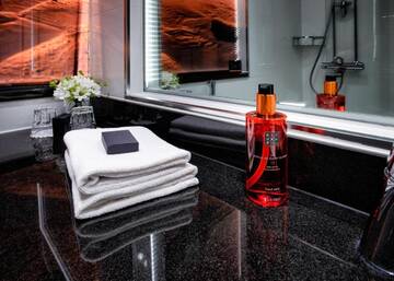 Фото номера Двухместный номер с 2 отдельными кроватями Отель Arctic City Hotel г. Рованиеми 2